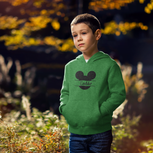 Mikina s potlačou – Mickey Mouse + MENO (čierna alebo biela farba)