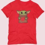 Tričko s potlačou – Baby Yoda so srdiečkom